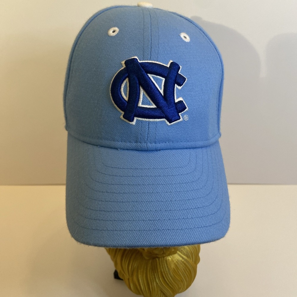 UNC North Carolina Tar Heels Fitted Hat New Era Cap Size 7 1/8